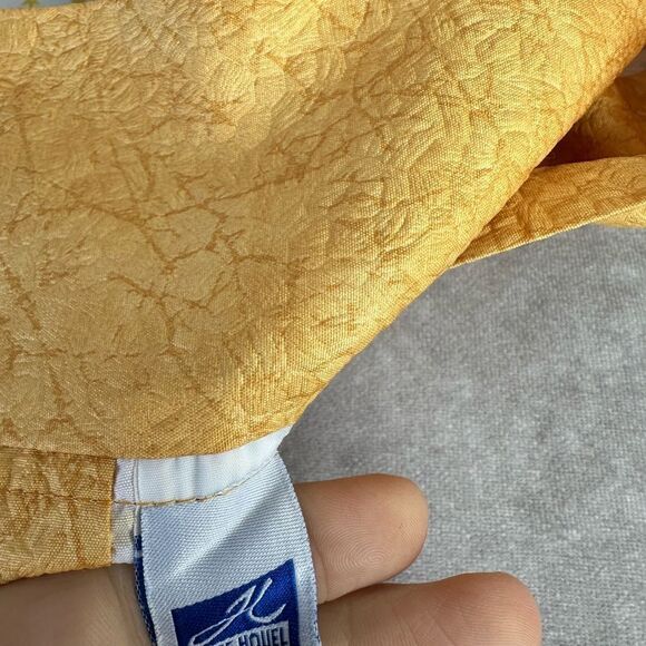 Jose Houel Paris France Taffetas Floral Crinkle Tablecloth Square 65 x 65” - Picture 5 of 7